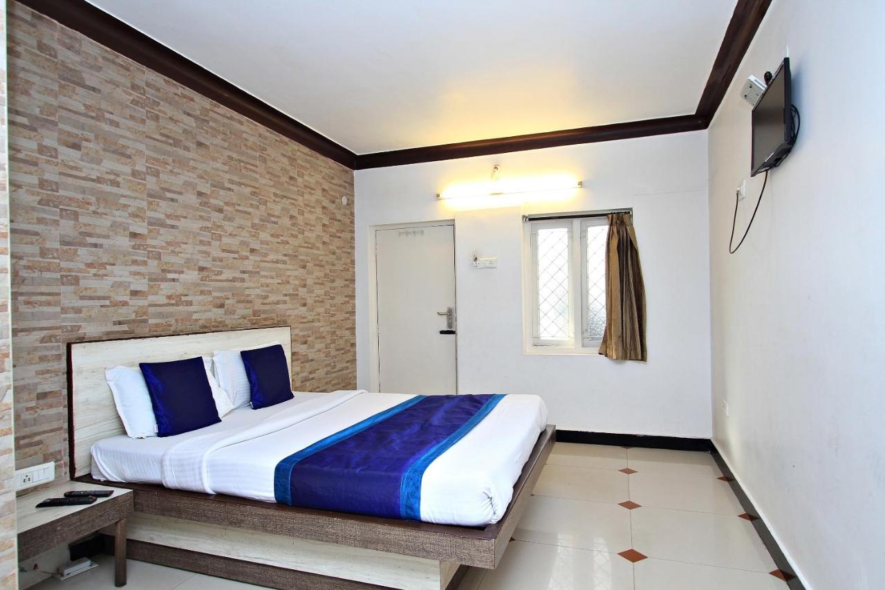 Hotel Pratham International Ooty Exterior foto